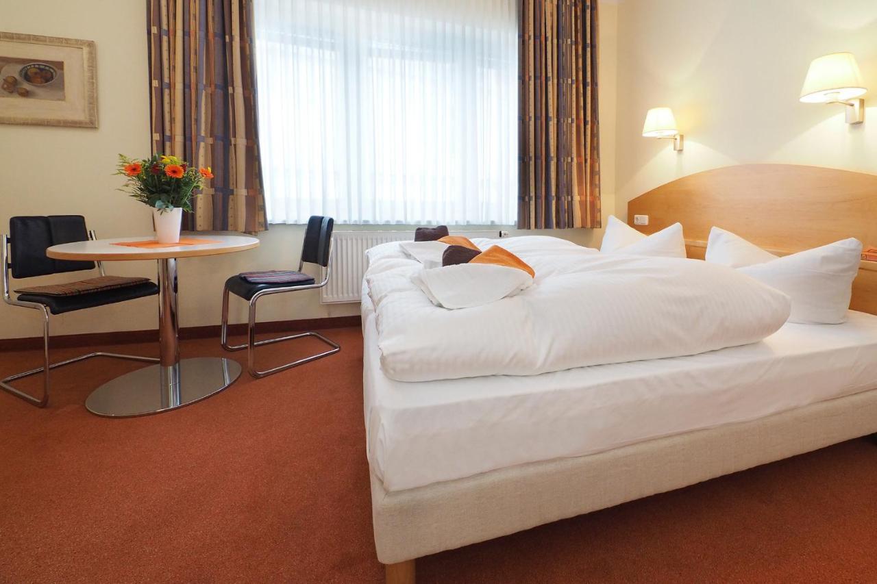 Seetelhotel Villa Aurora Heringsdorf  Bagian luar foto