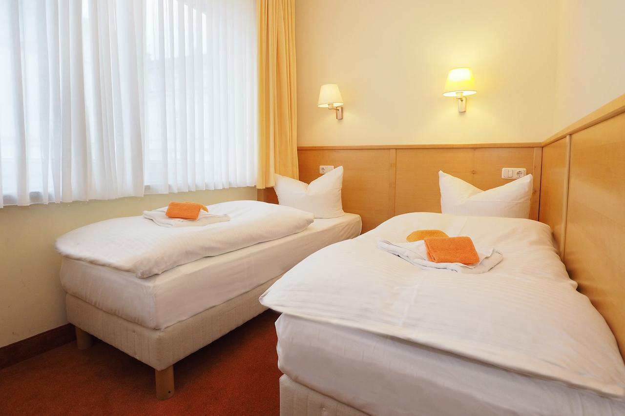 Seetelhotel Villa Aurora Heringsdorf  Bagian luar foto